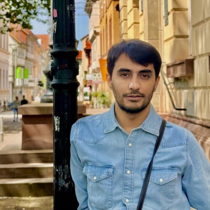 Saurabh Anand, a PhD student in the department of English and Willson Center Graduate Research Awardee, received a grant from the LGBTQ+ Heritage Alliance through the NYC LGBTQ Historic Sites Project for his project Traces and Triumphs: Documenting Queer Histories in Athens, Georgia, which explores pre-1980 queer histories in Athens.